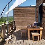 Collonges, Eco-container Pmr Avec Climatisation Et Parking Prive - Fr-1-828-13 بيت للعطل سويلاك