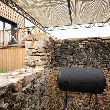 Collonges, Eco-container Pmr Avec Climatisation Et Parking Prive - Fr-1-828-13