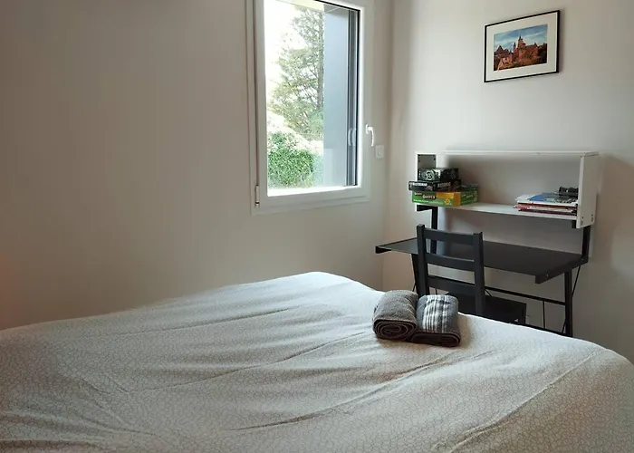 Collonges, Eco-container Pmr Avec Climatisation Et Parking Prive - Fr-1-828-13 펜션 수일락